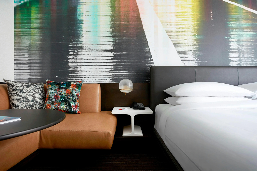 New York Marriott at the Brooklyn Bridge