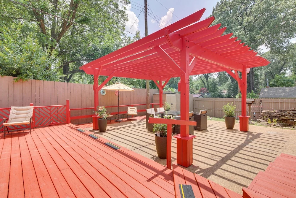 Memphis Family Home w/ Deck & Games