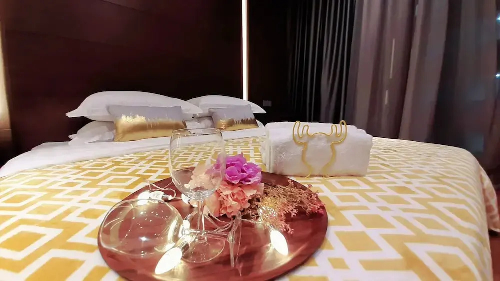 Geo38 Premier Suites by Rapi Stay