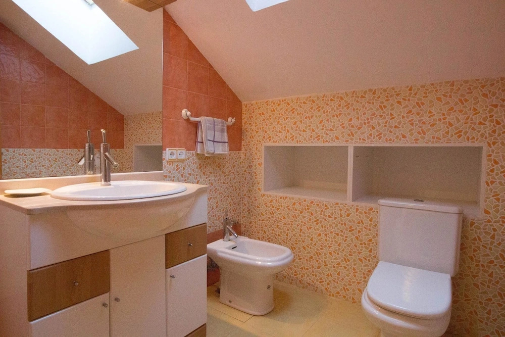 House With 4 Bedrooms in Los Monasterios, With Wonderful sea View, Poo