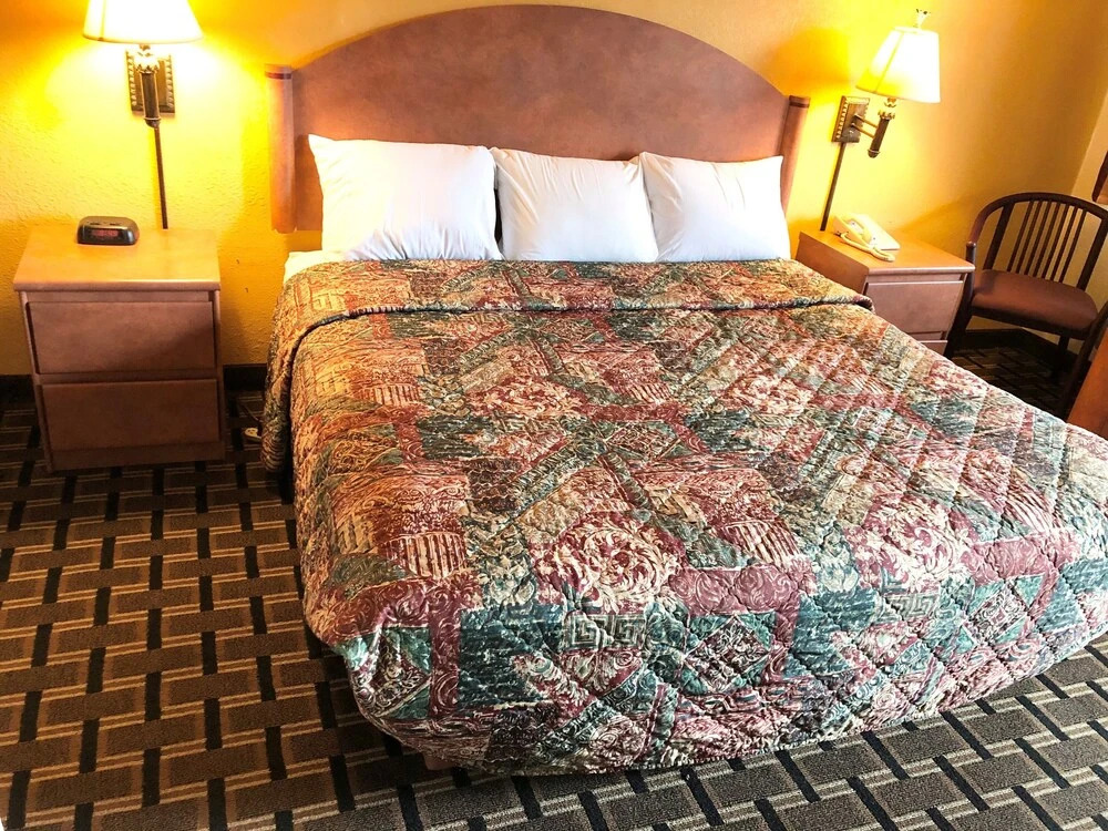 University Inn and Suites Tallahassee