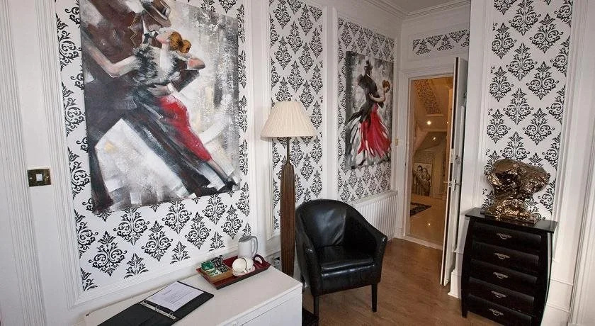Victoria House B&B