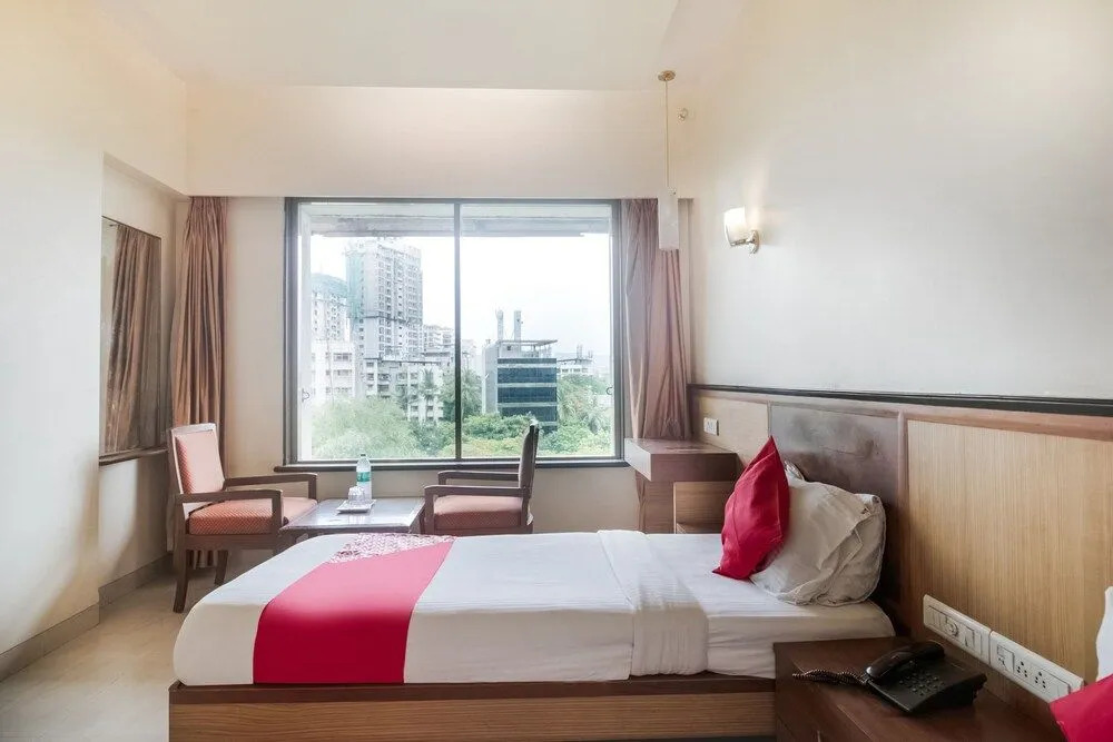 OYO 41076 Hotel Dhiraj Residency