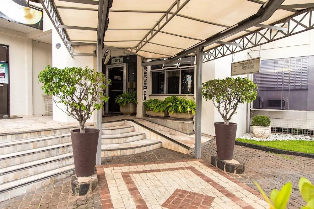Uberpalace Hotel