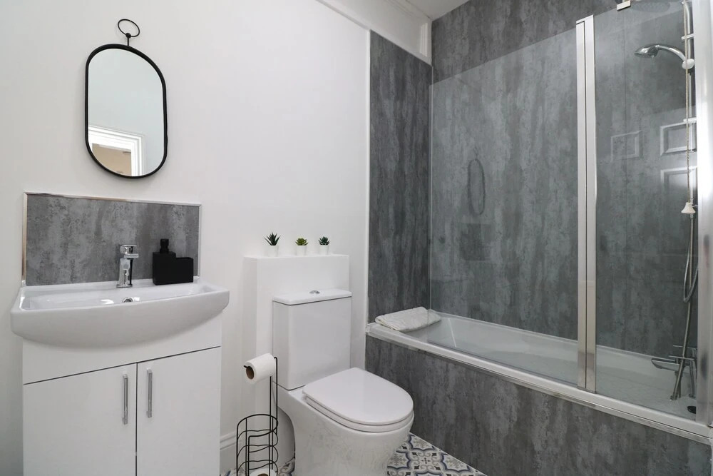 Modern 2-bed Apt, Sunderland, City by the sea