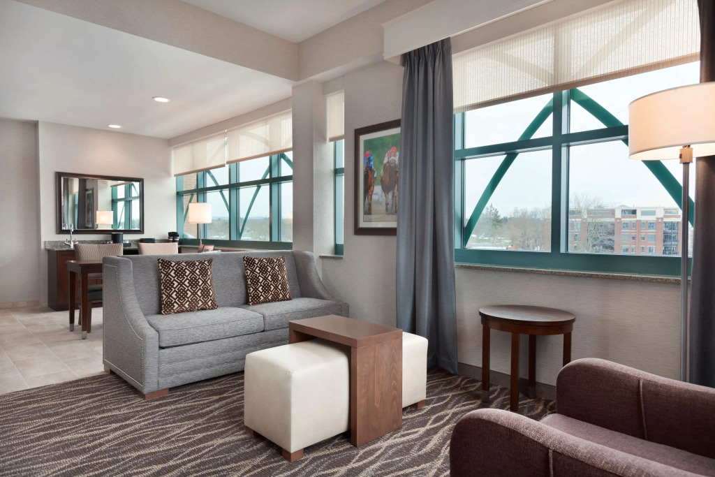 Embassy Suites Saratoga Springs