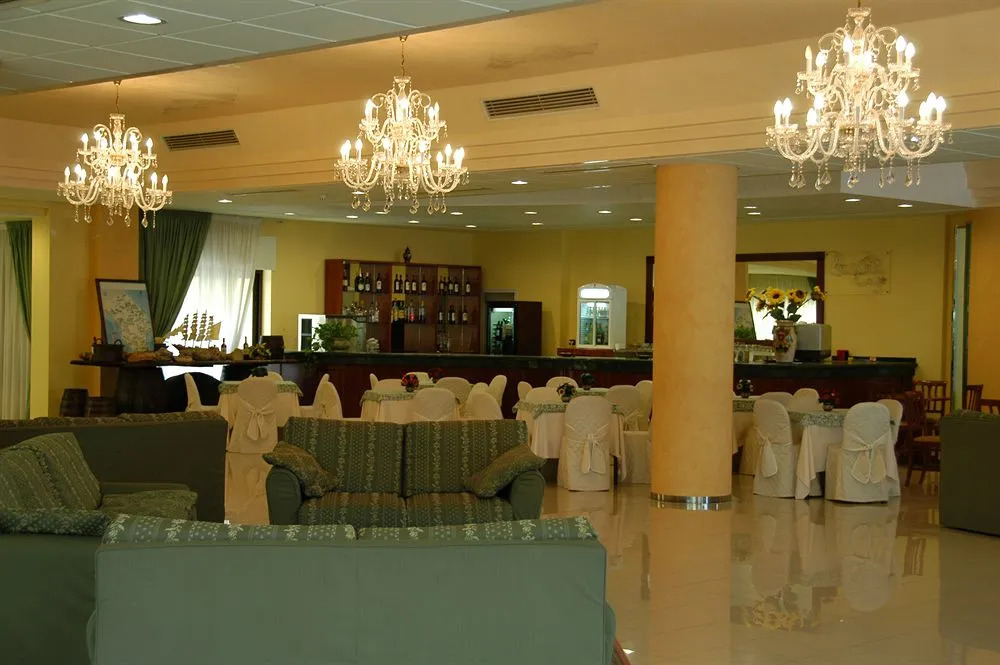 Hotel Al 2000