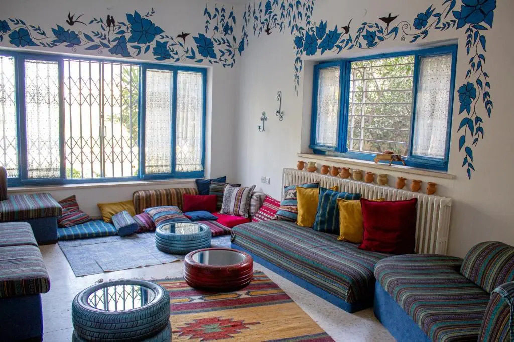 Battuta Hostel