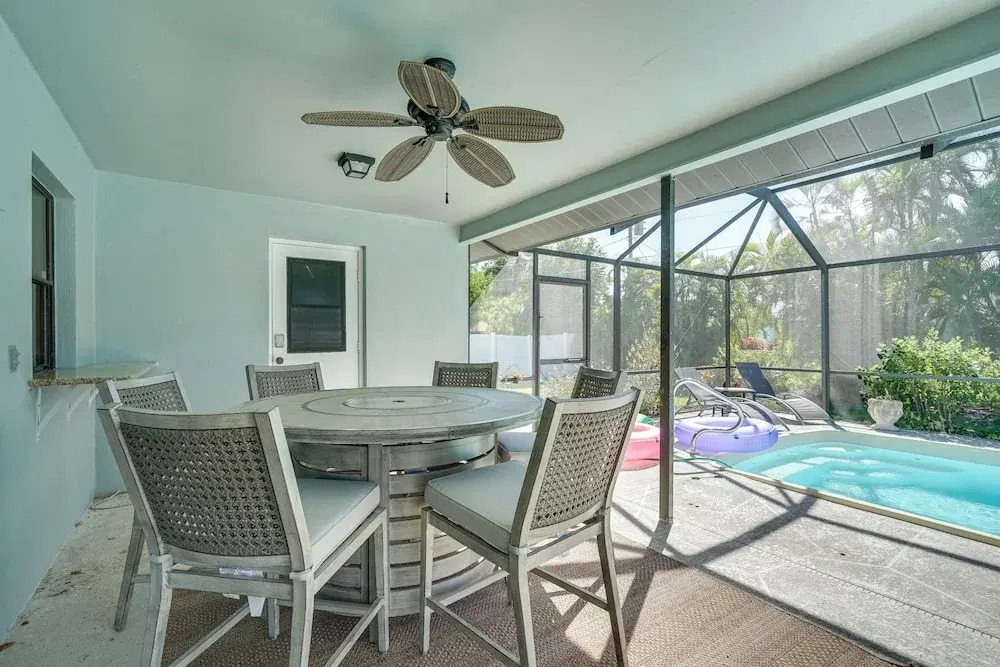 Modern Home w/ Peloton Bike & Grill in Cape Coral!
