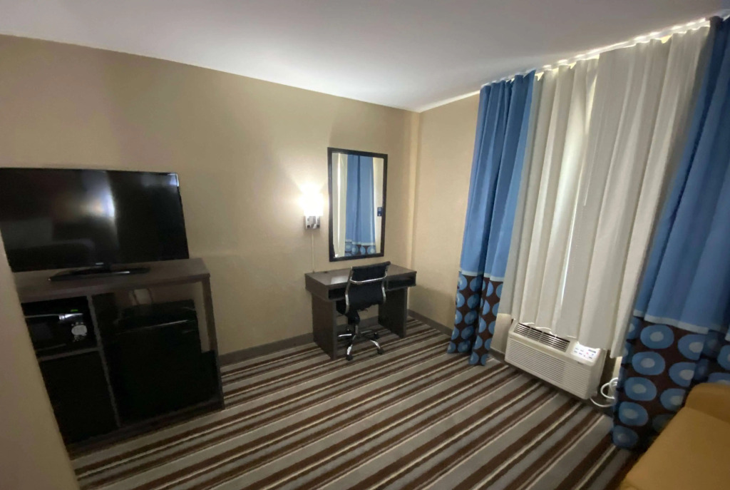 Super 8 by Wyndham Independence KS