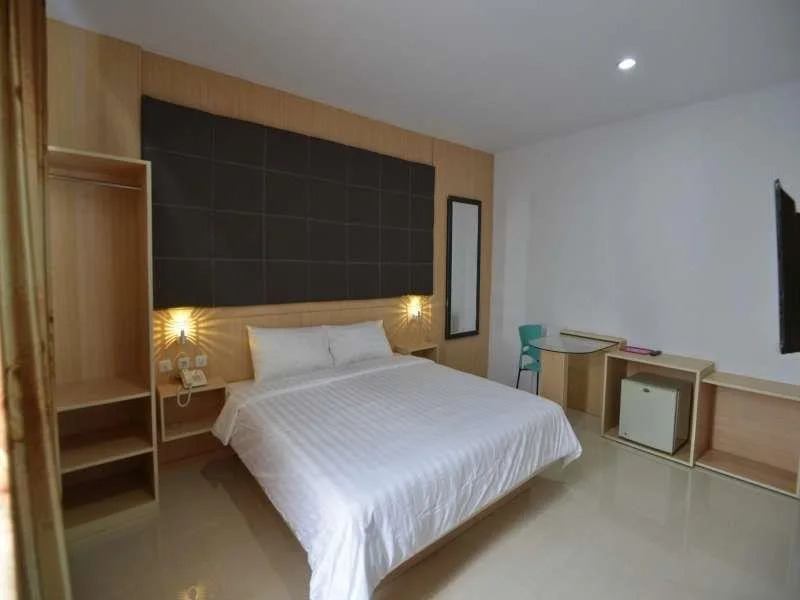 T-One Hotel