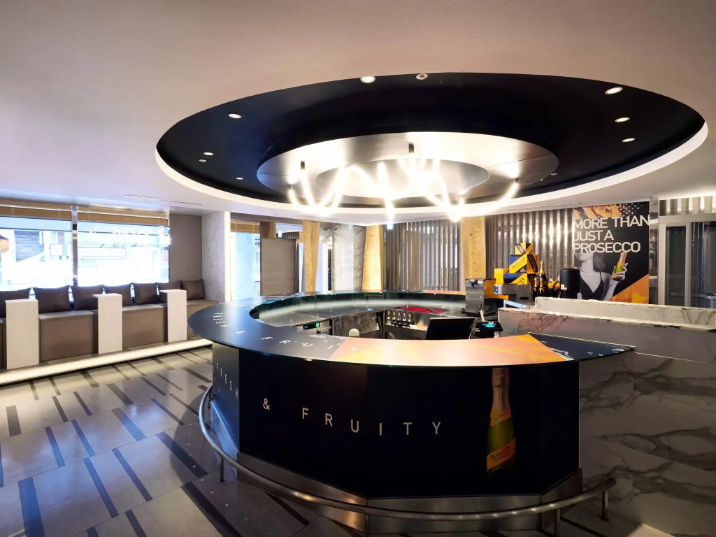 ALFIT HOTEL & BAR AKASAKA
