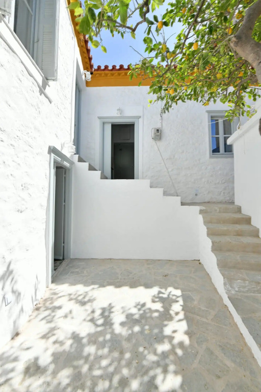 Douskos Citrus Apartments