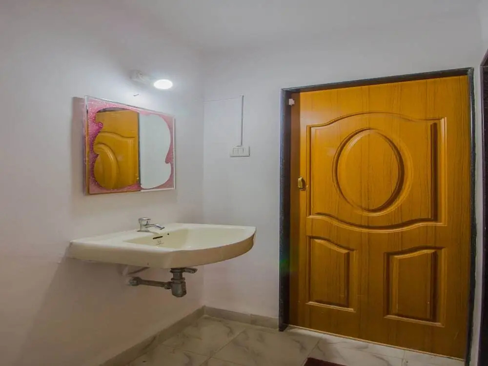 Gokul Residency By OYO Rooms