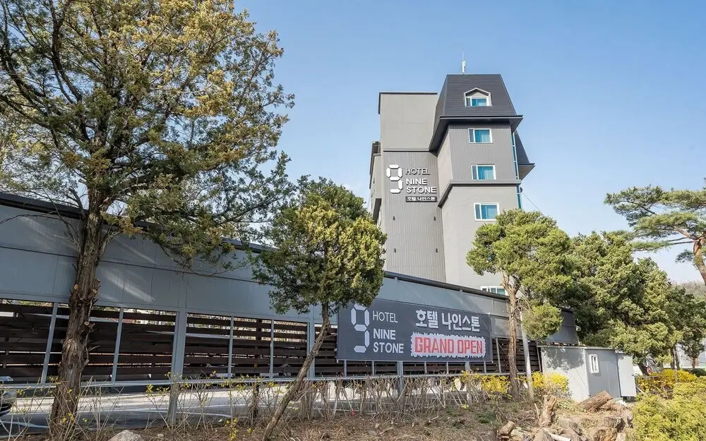 Namyangju Ninestone Hotel