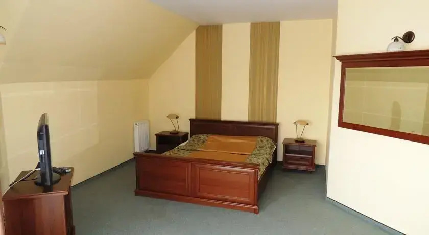 Zieliniec Poznań B&B