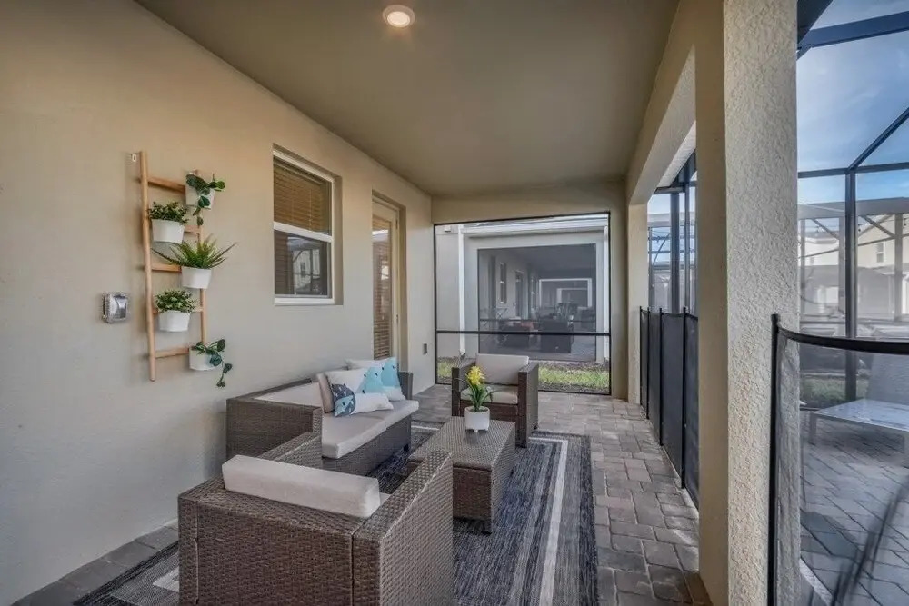Storey Lake 9 Bedr Villa With Games Room 9 Bedroom Home by Redawning