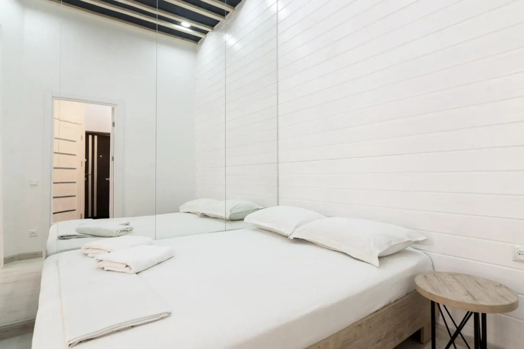 LEOGRAND One-bedroom apartment on Tugan-Baranovskogo 24