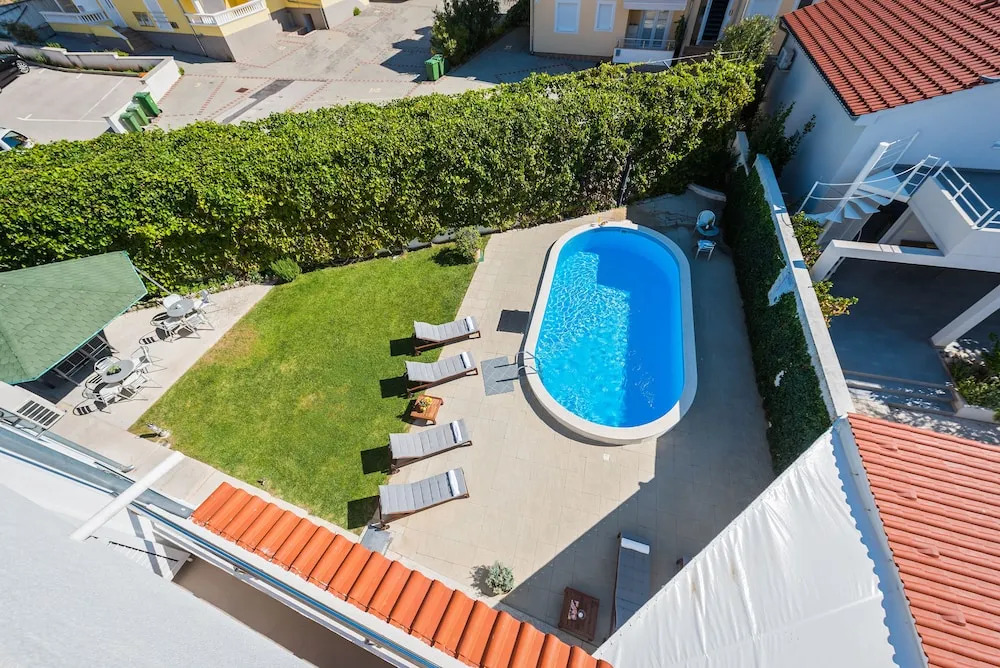 Apartments Arausa with Pool