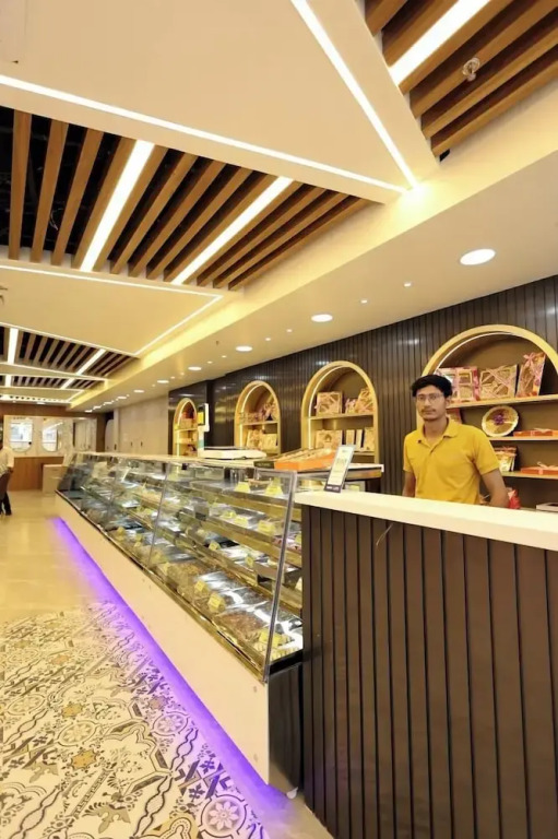 Hotel RGS Crystal