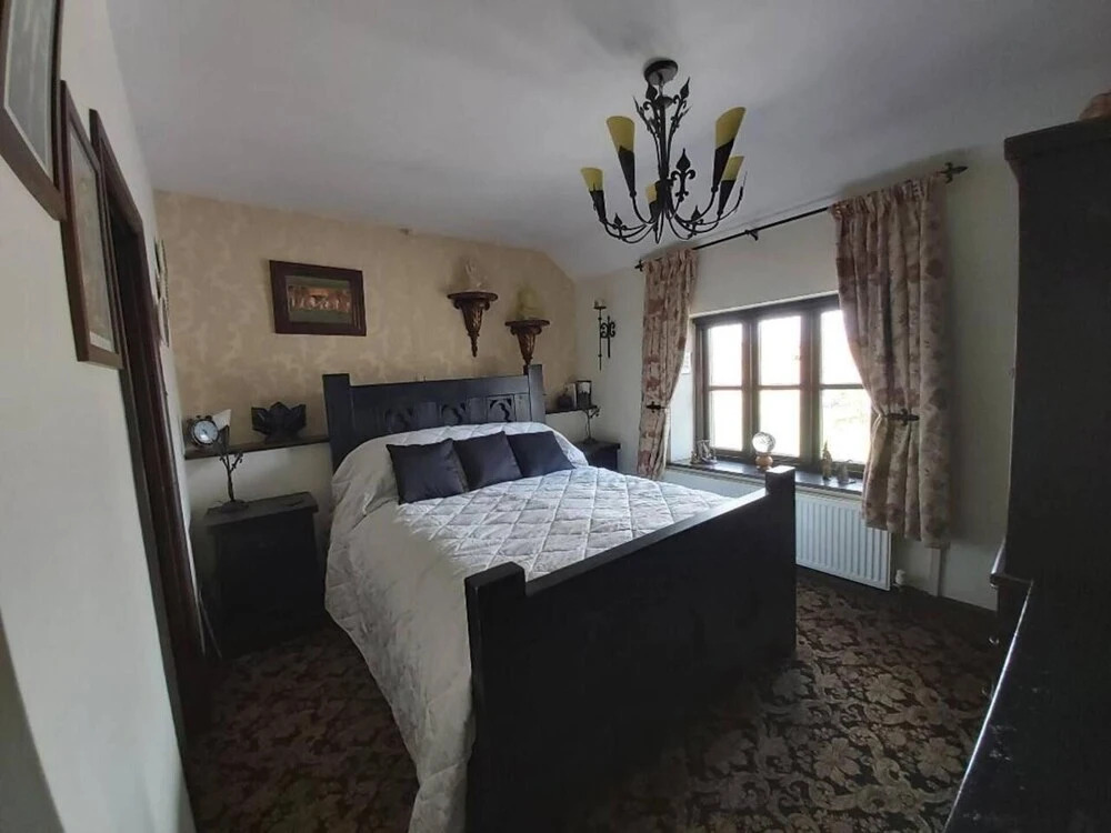 2 Bed Flat - Sleeps 3 - Parking - Wifi