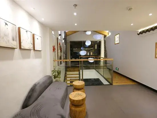 Fenghuang Yunqiao Free River View Boutique Homestay (Fenghuang Ancient City Yunqiao Branch)