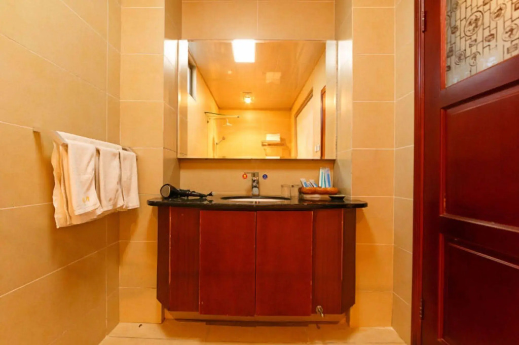 Yinfeng Hotel