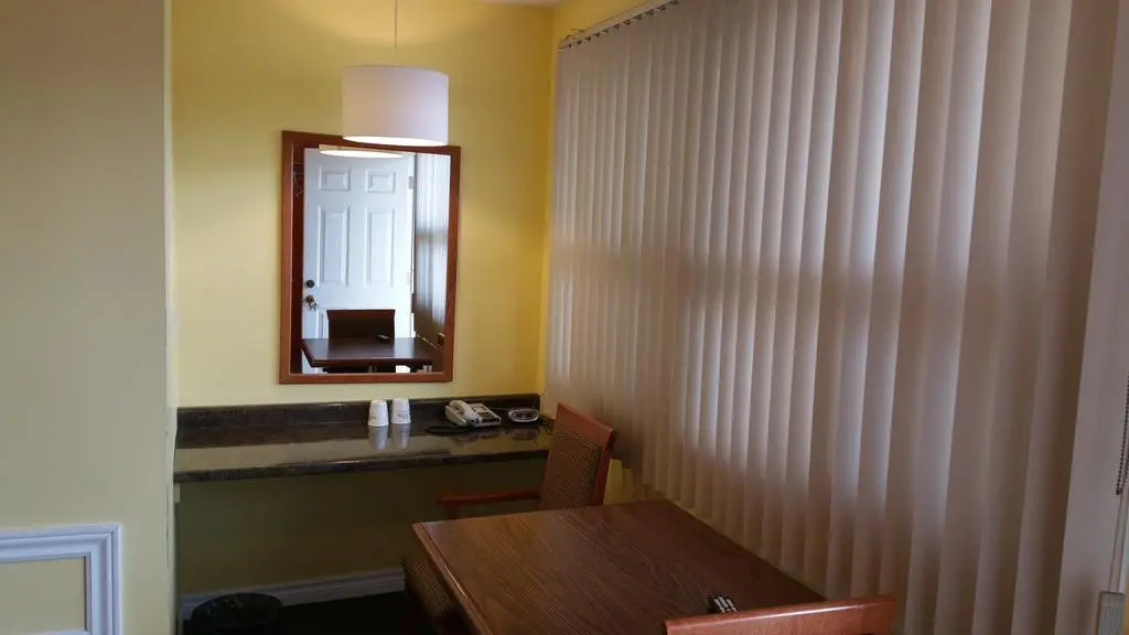 Rymals Motel