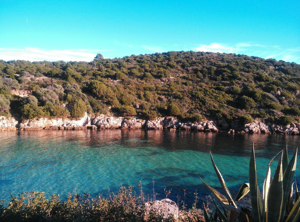 Property With one Bedroom in Olbia, With Wonderful Mountain View, Furn