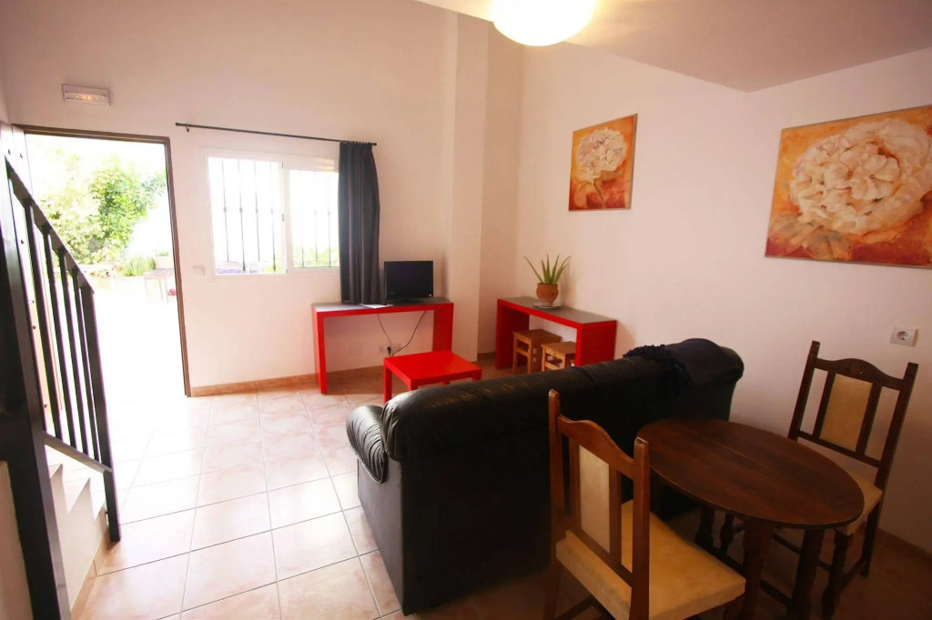 Apartamentos Nerjaluna