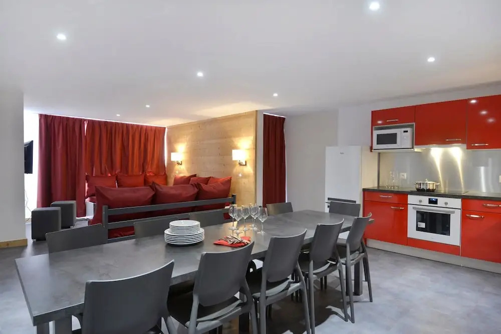 Residence Saintjacques Five-roomed Apartment for 11 People of 109 m2 S902