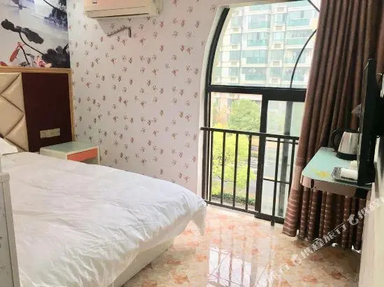 Xinrong Hotel