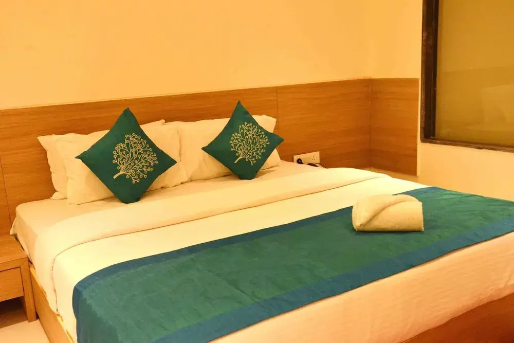 OYO 1378 Hotel Megdoot