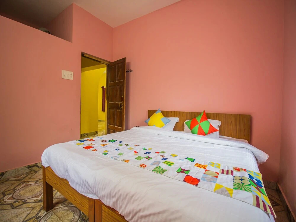 OYO 12435 Home Sunny 2BHK Uddo Beach