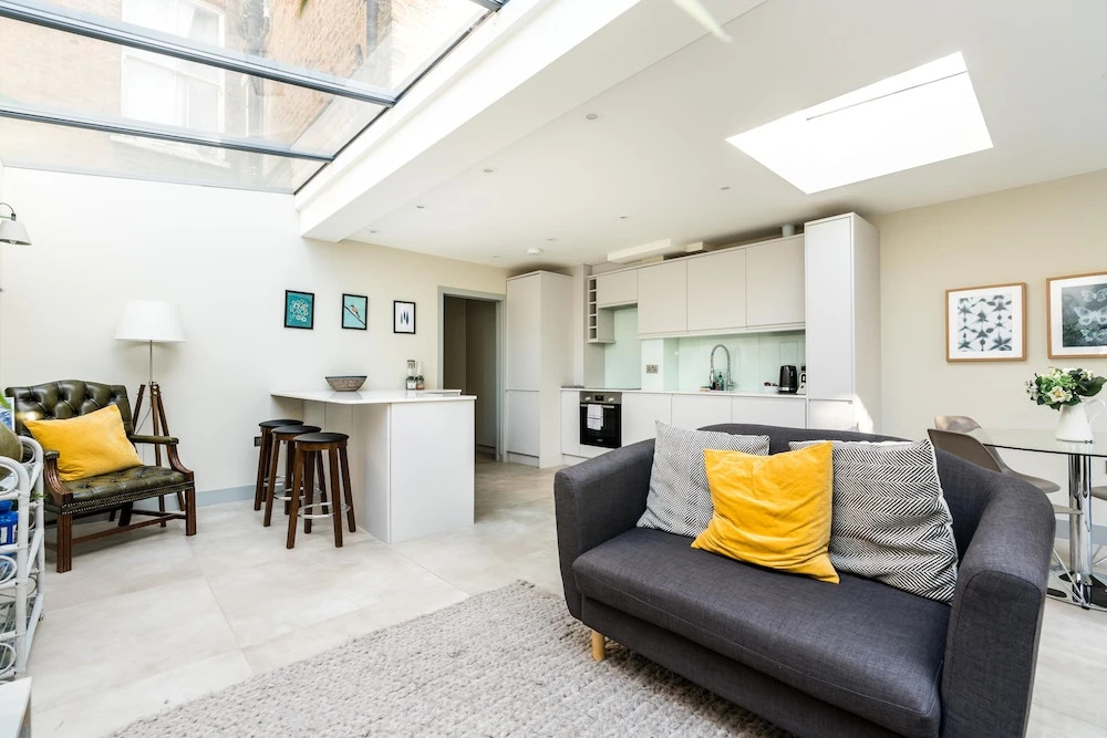 NEW Cosy & Sleek 2BD Flat In Vibrant West Kilburn