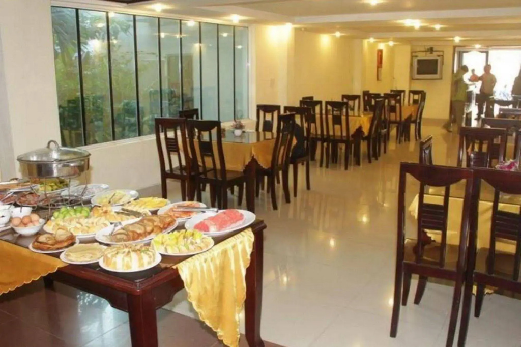 Truong Giang Hotel
