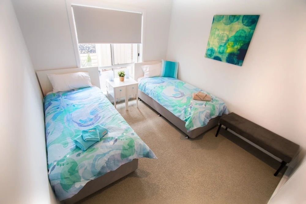 ‘Serenity’ and sweeping Murray River views