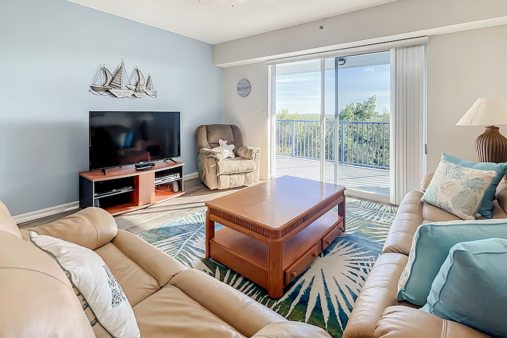 Oceanwalk 16-305