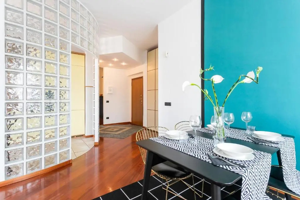 MyHomeInComo - Santa Chiara Apartment