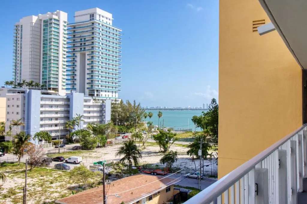 23 Palms Suites - Midtown Wynwood