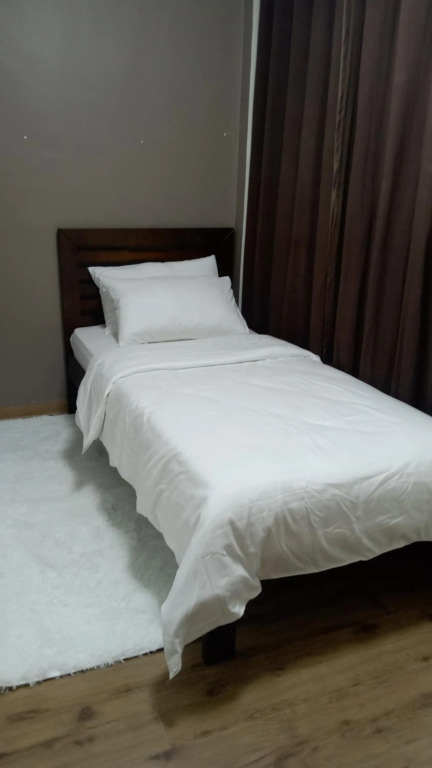 A2J Luxury BGC 2BR Loft Near Malls, Burgos Circle
