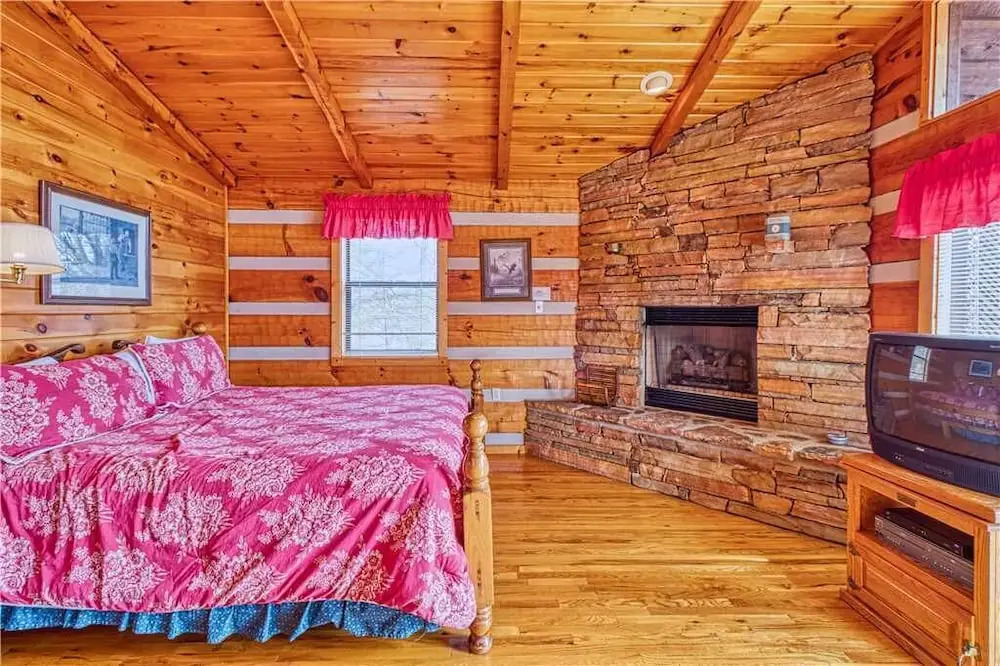 Kears Mountain Magic - One Bedroom Cabin