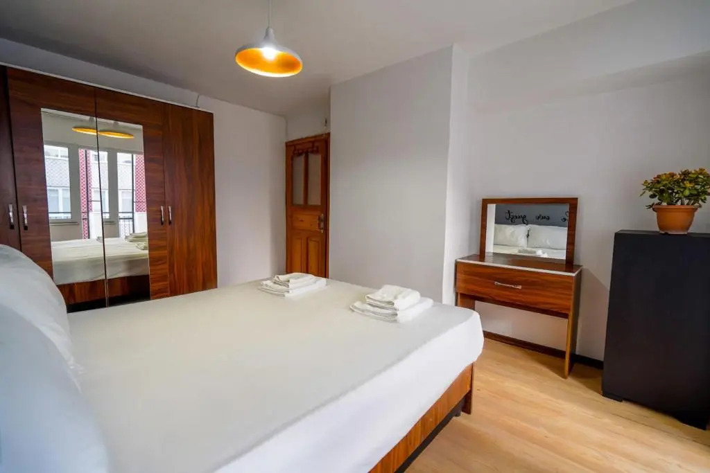 Serene Flat Close to Beach in Muratpasa