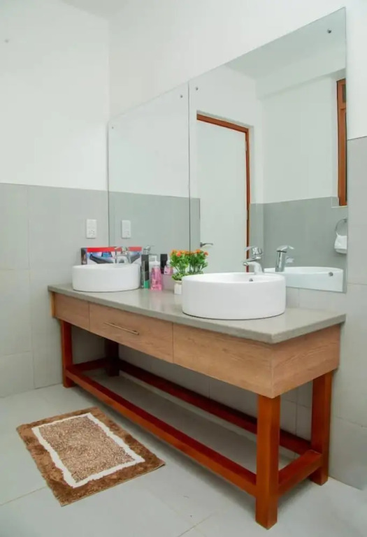 Luxury Cozy Kampala Apartment With 2 Bedrooms