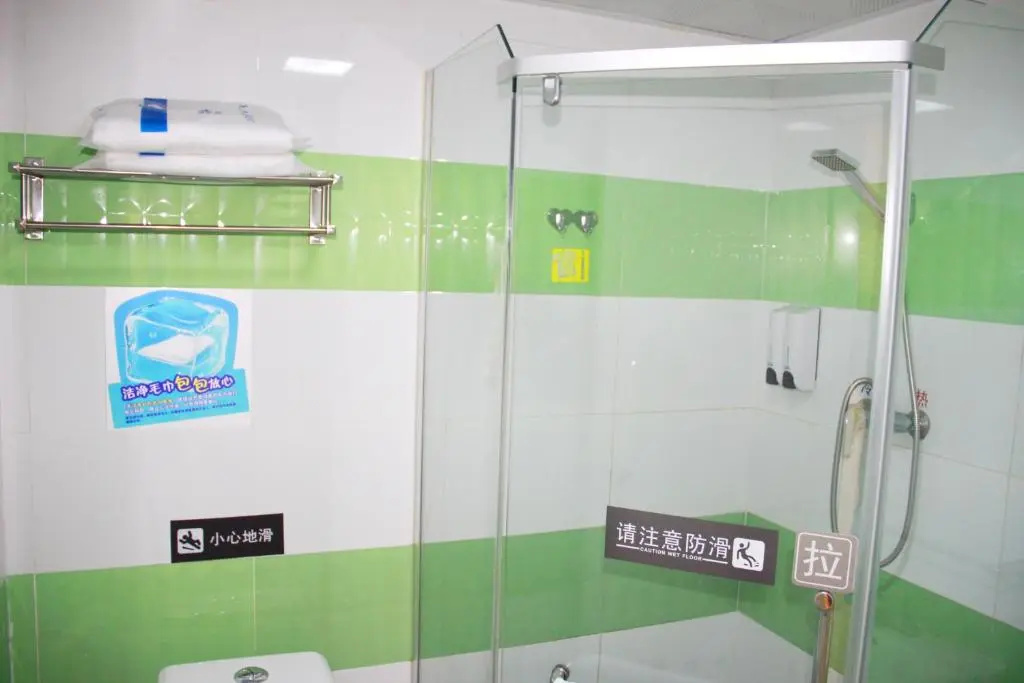 7Days Inn Guangzhou Luochongwei Fu Li Ban Dao