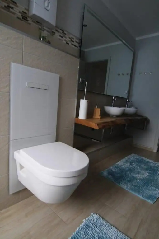 Ferienwohnung 2.OG.Links