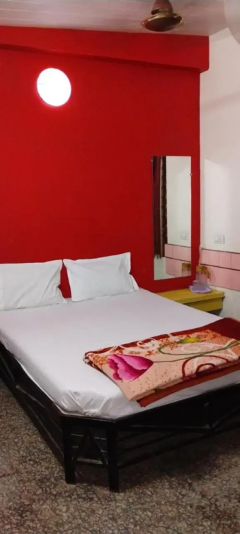 Sai Seva Hotel