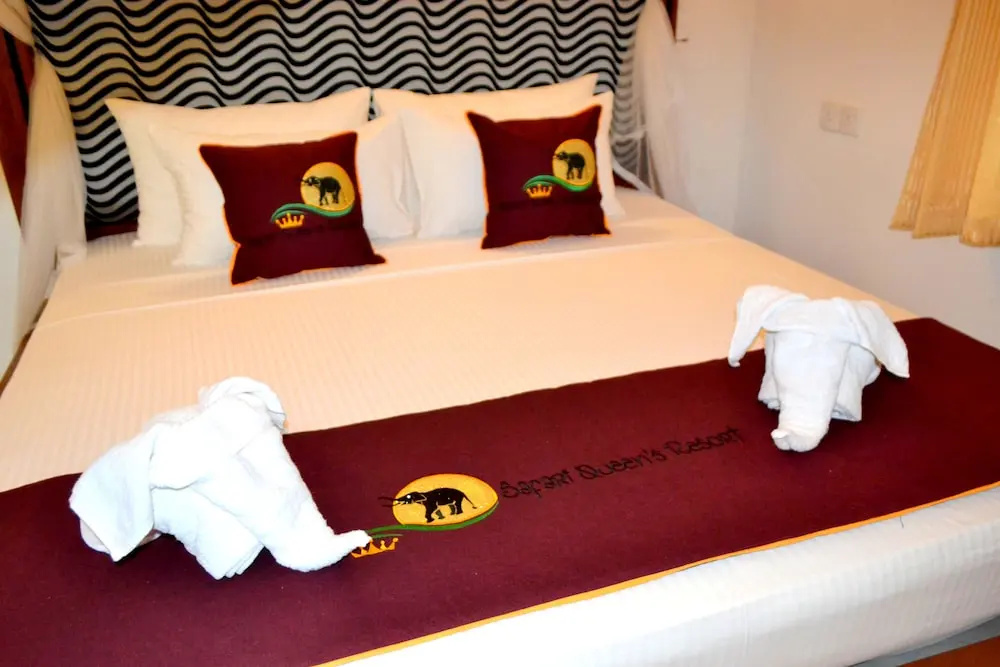 Safari Queens Resort