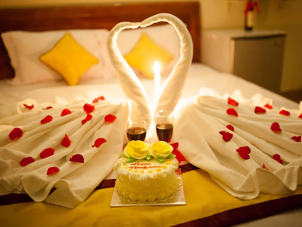 Happy Day Hotel