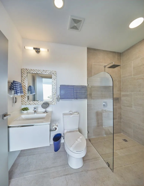 Sunset Blvd 3A - 2 Br Condo